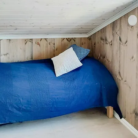 Vakantiehuis Fantastic View In Peaceful Blefjel Lampeland